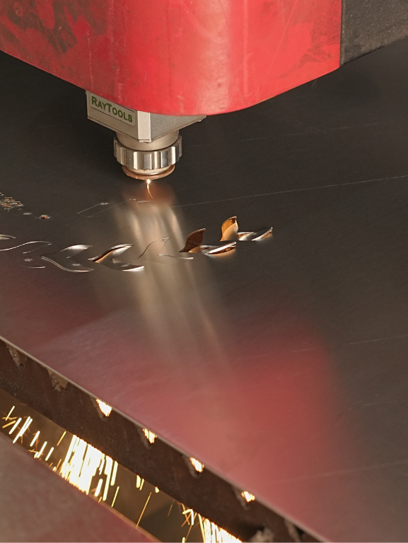 Ladonna Logo - Découvrez nos enseignes haut de gamme