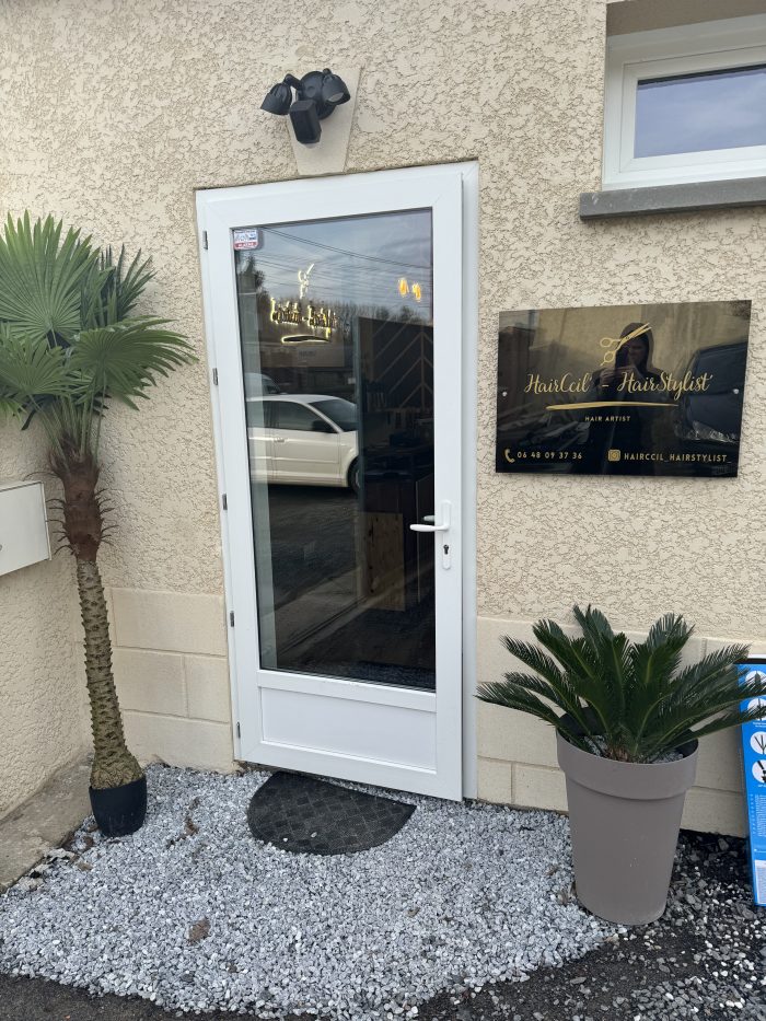 8 Plaque_noir_Polie_LadonnaLogo