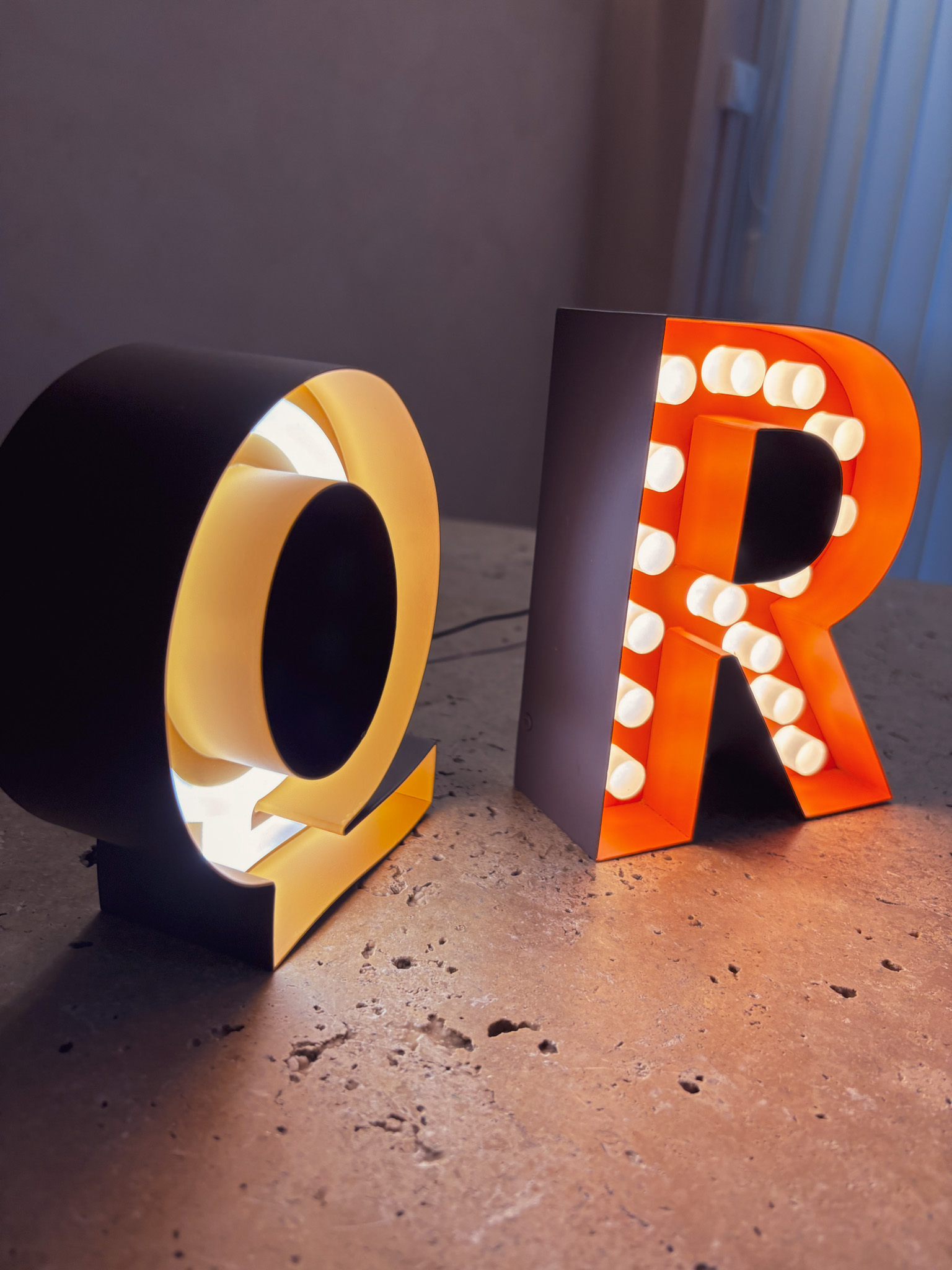 8 enseigne face lumineuse, LADONNA LOGO