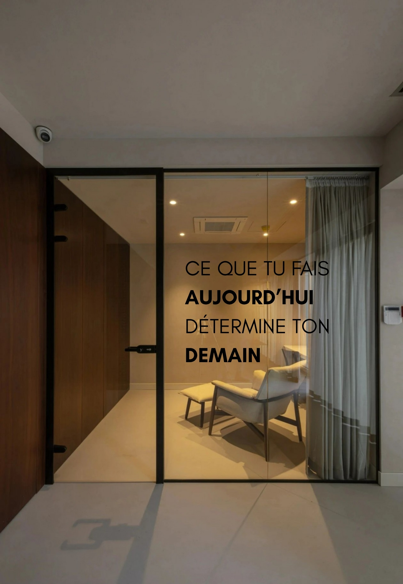 HABILLAGE VITRINE BUREAU LADONNA LOGO