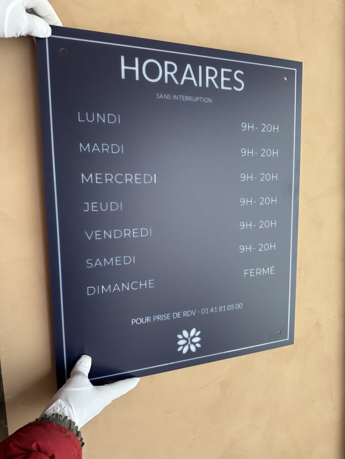 Plaque_Informative_Mat_LadonnaLogo